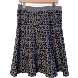 ANN TAYLOR Pull On Skirt Women L Gray Brown Animal Print Thick Knit Stretch.